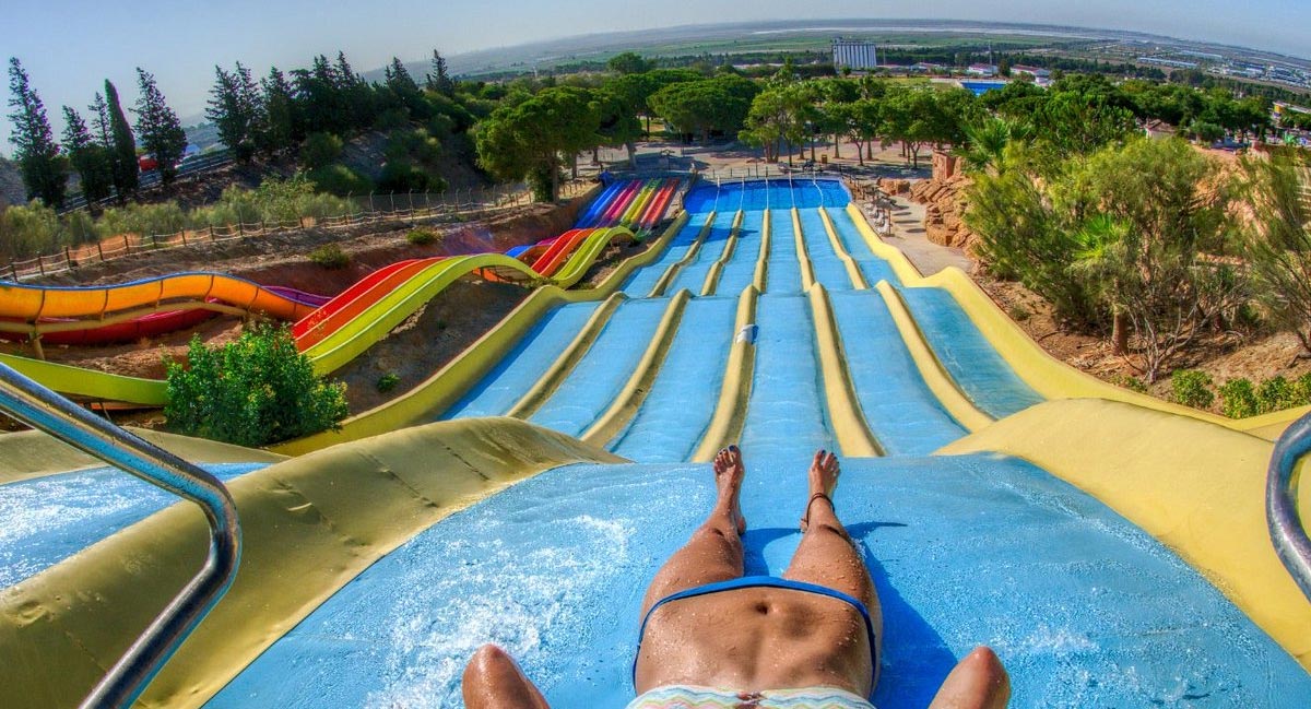 Desde el Ayuntamiento se subraya el papel de Aqualand Bahía de Cádiz en el verano portuense