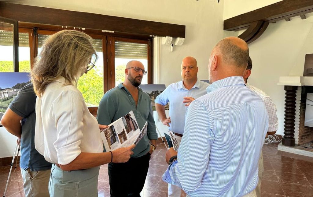 El Puerto recibe una propuesta para acoger el primer Ecoresort de Andalucía