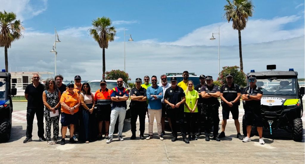 El Ayuntamiento activa el servicio de vigilancia, salvamento y socorrismo en las playas de El Puerto con un dispositivo de 50 profesionales